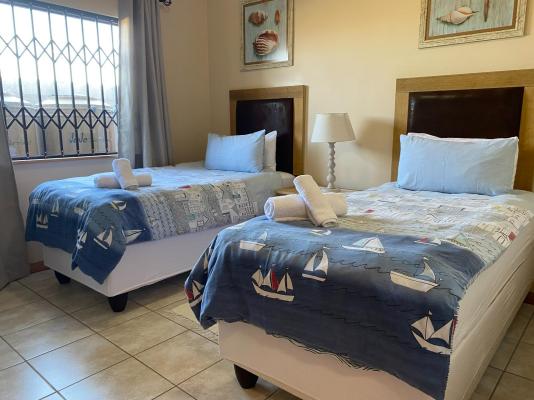 Room image 3
