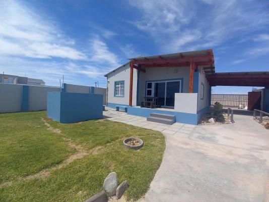 Sea Side Self Catering - 166715