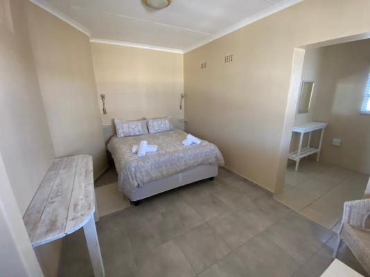Room image 2