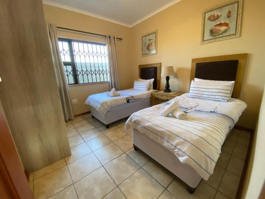 Room image 3