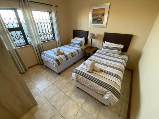 Room image 3