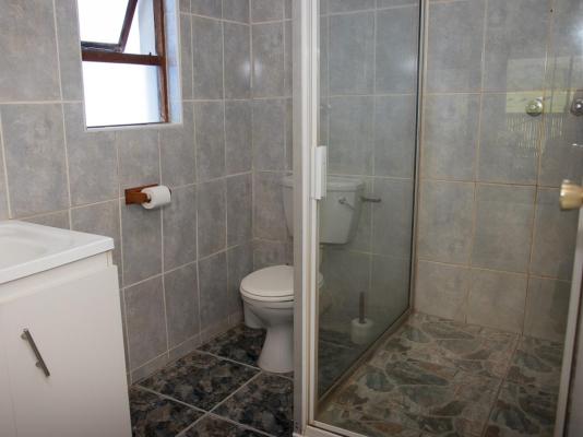Room image 5