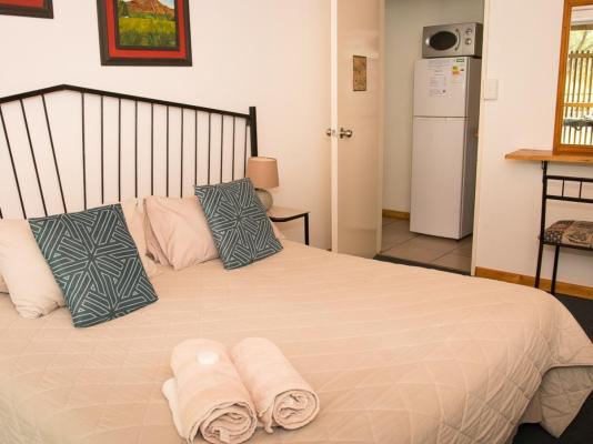 Room image 9