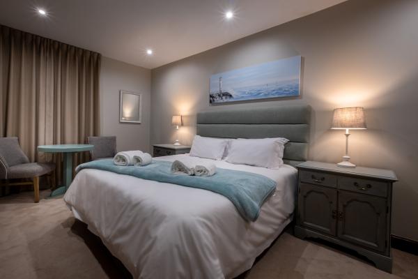 Room image 10