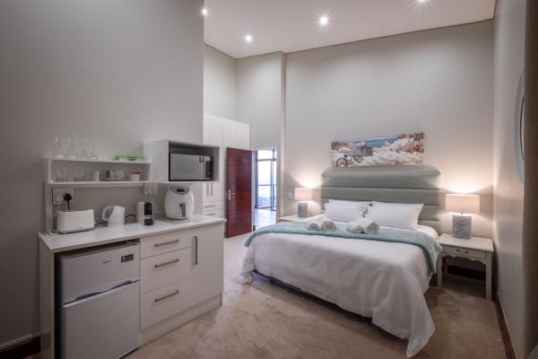 Room image 17