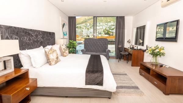 Classic Double Room with Juliet Balcony