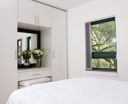 Room image 4