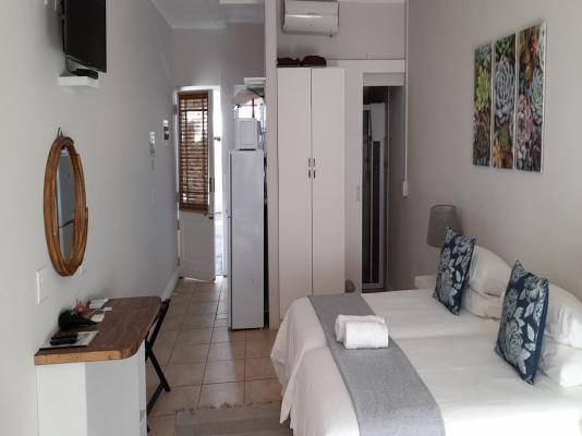 Room image 1