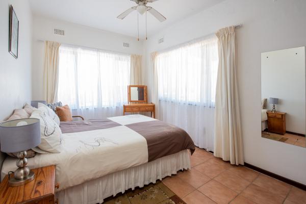 Room image 2