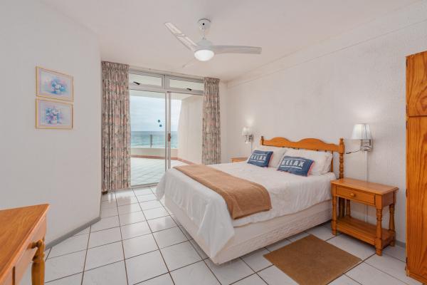Room image 15