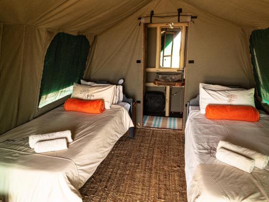 Room image 3