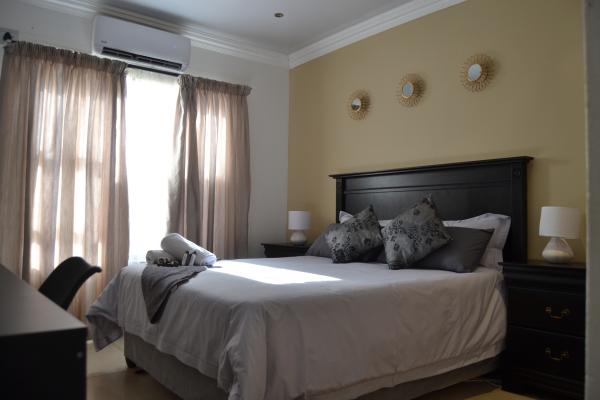 Room image 7