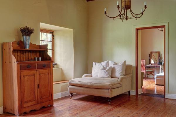 Room image 1