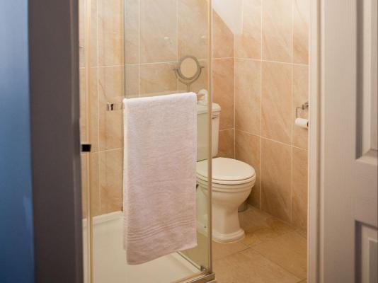 Room image 2