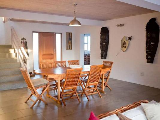 Room image 9