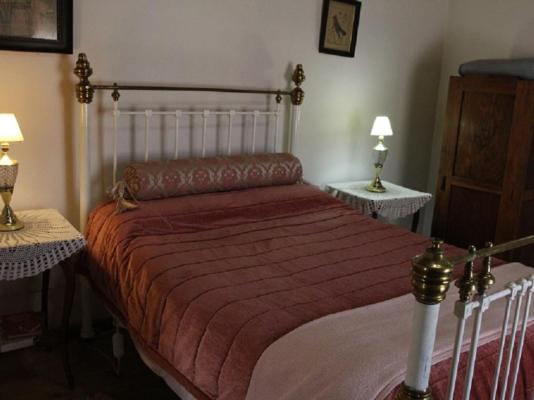 Room image 4