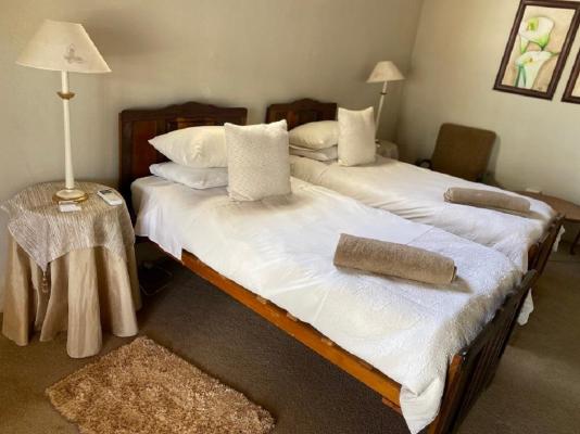 Room image 6