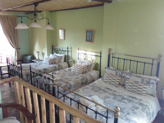 Room image 6