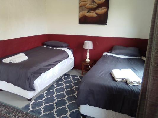 Room image 2