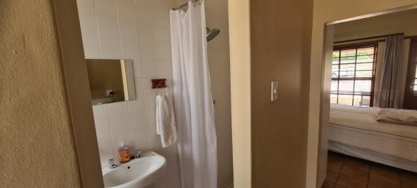Room image 7