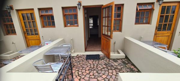 Room image 11