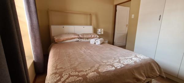 Room image 13