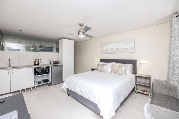 Room image 1