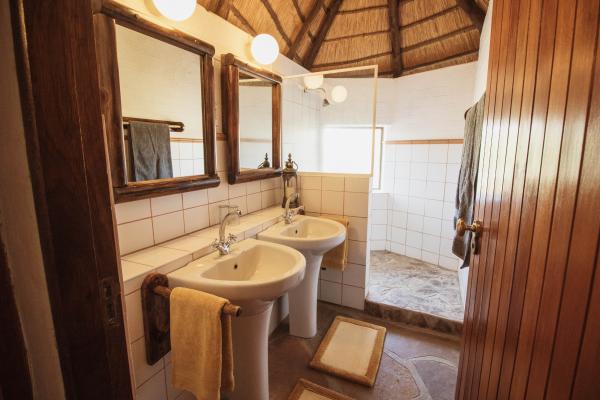 Room image 7