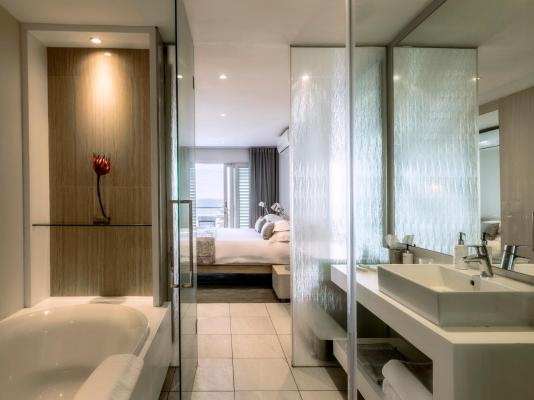 Room image 3