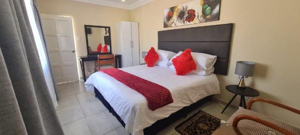 Room image 1