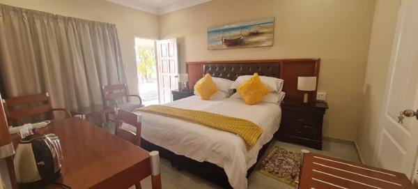 Room image 7