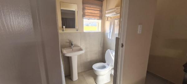 Room image 19