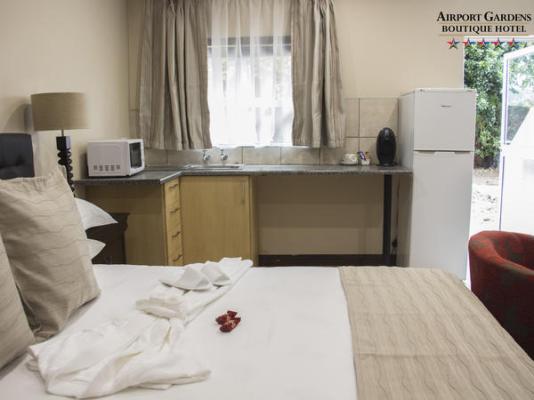 Room image 1