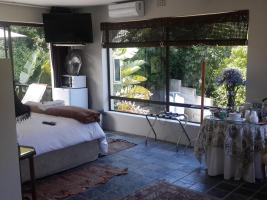 Room image 3