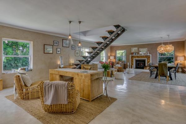 Explorer Guesthouse - 172161