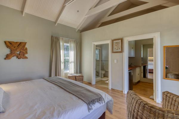 Explorer Guesthouse - 172166