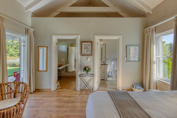 Explorer Guesthouse - 172172