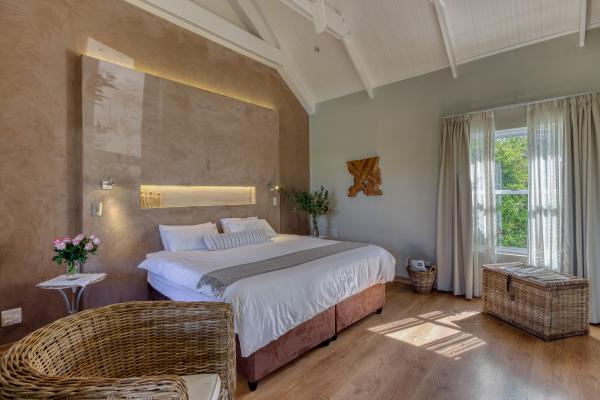 Explorer Guesthouse - 172181