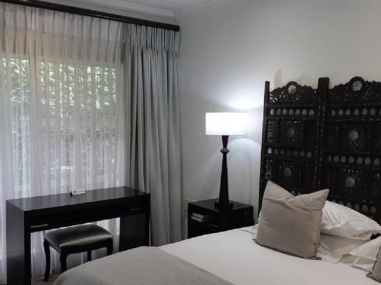 Room image 2