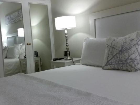 Room image 3