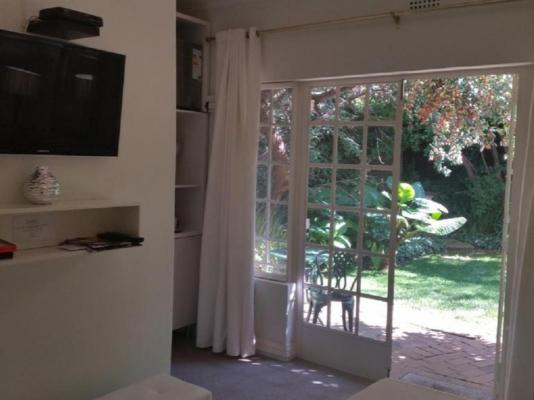 Room image 5