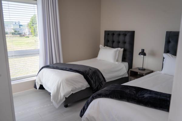 Water Views Apartment - 172804