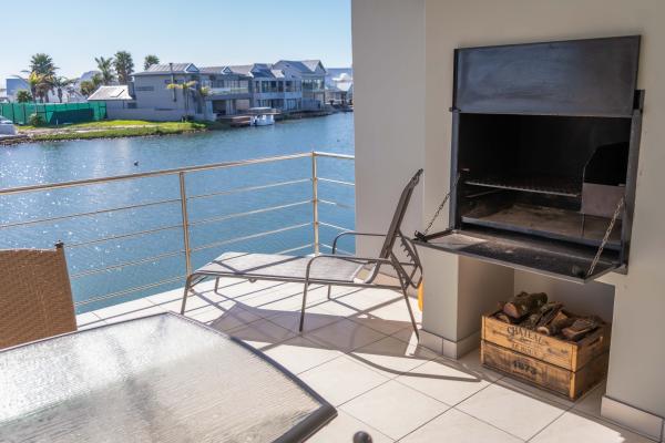 Water Views Apartment - 172810
