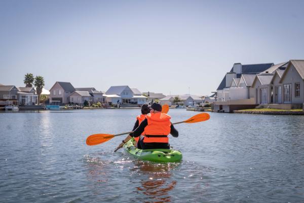 Water Views Apartment - 172820