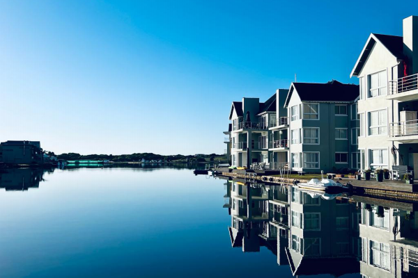 Water Views Apartment - 172822