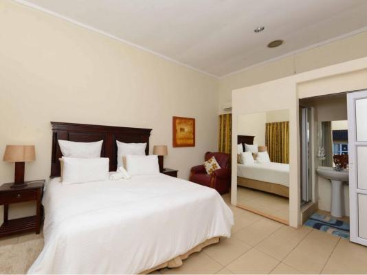Room image 2