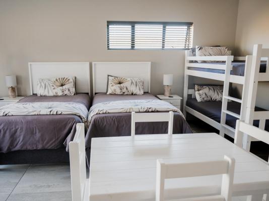 Room image 1