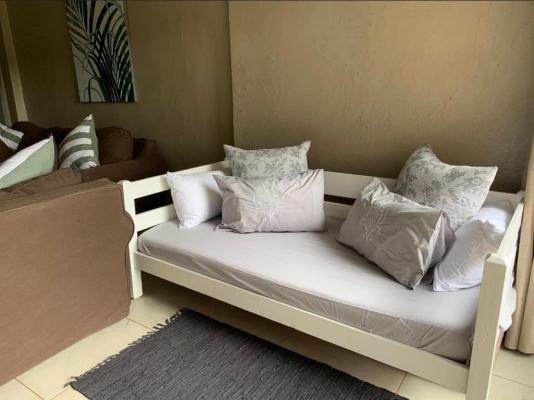 Room image 5