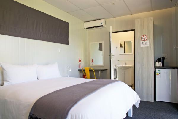 Room image 1