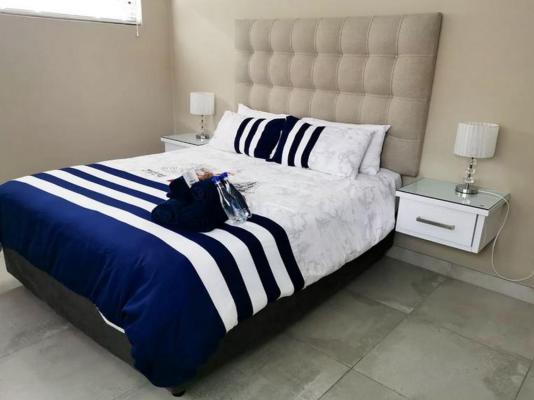 Room image 7
